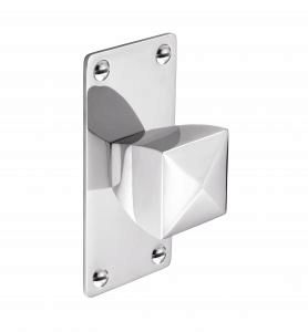 Knob, square with rectangular backplate, 34mm, solid brass, chrome finish