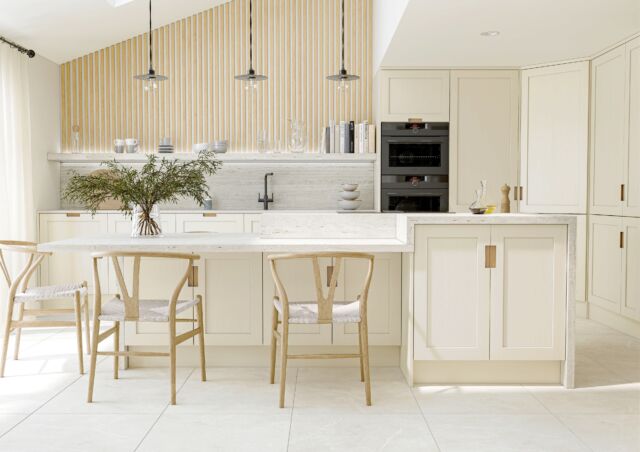 Crathorne Outline Handleless Kitchens