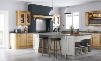 Wakefield Painted Stone - Kitchen Stori