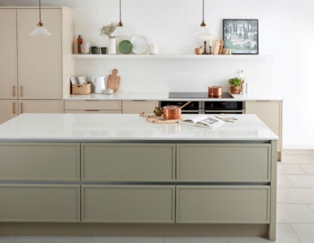 Blackenbury Super Skinny Shaker - Burbidge