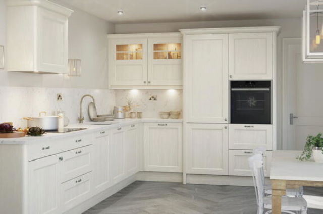 Cashmere/Mussel/Ivory/Porcelain Shaker Kitchens