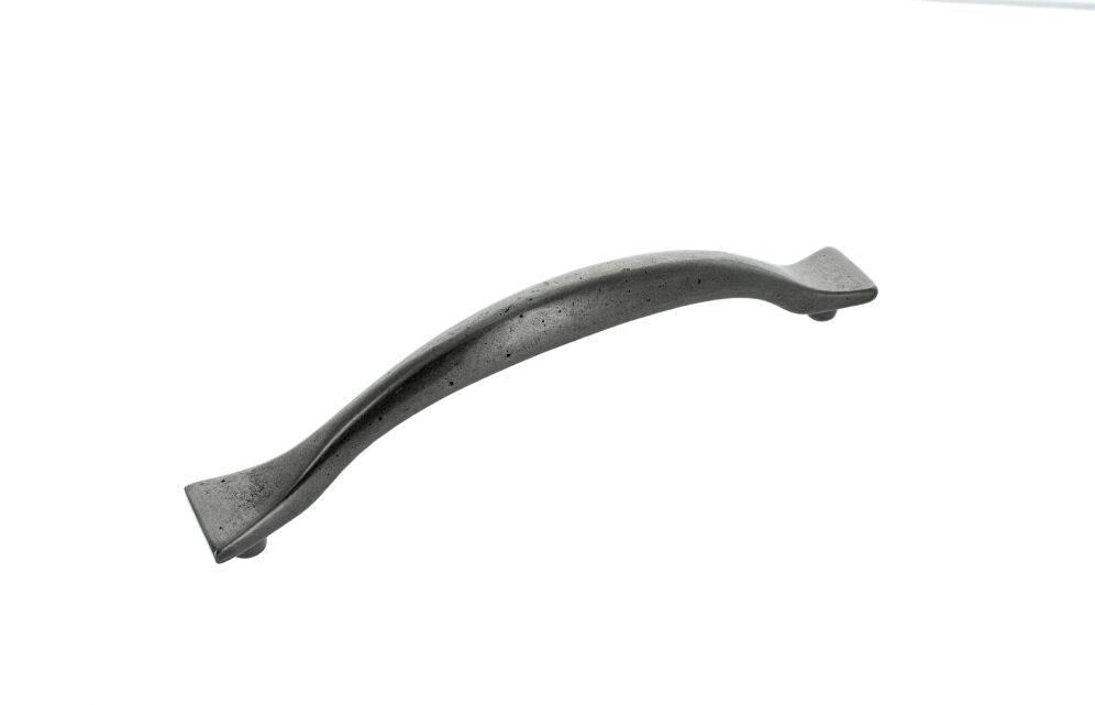Warwick 128mm Splayed Pull Handle