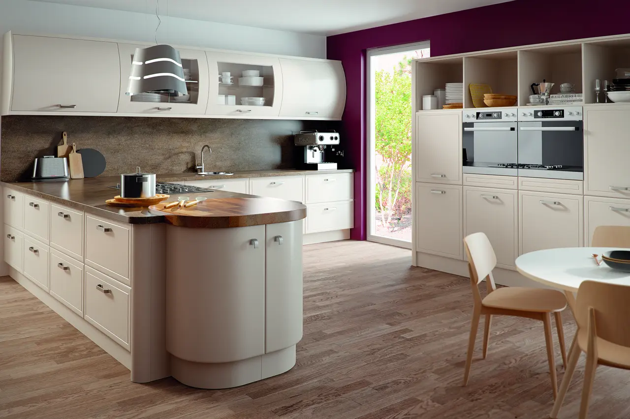 Euroline in Matt Cashmere kitchen