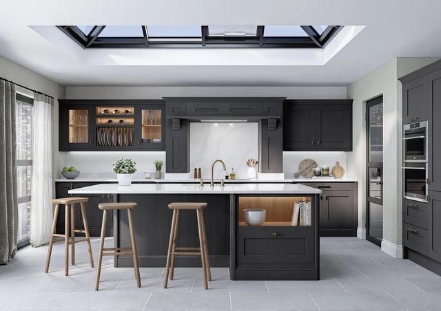 Mornington Shaker kitchen by Second Nature
