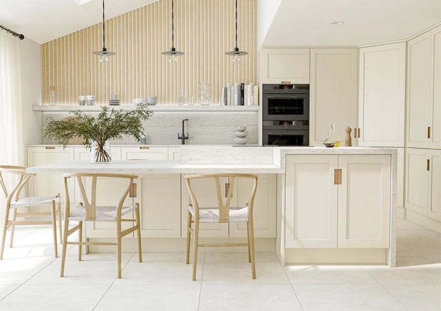 Outline kitchen by Second Nature