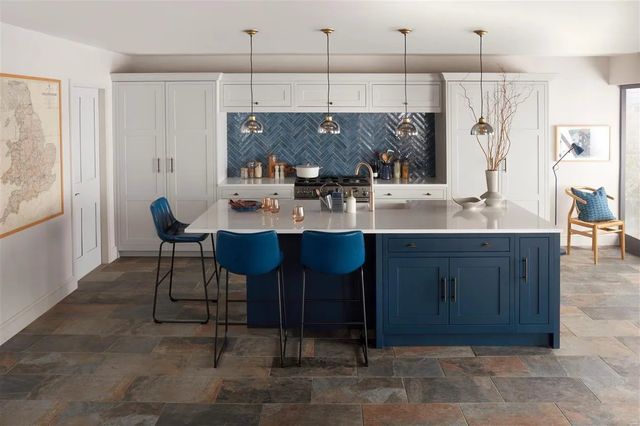 Pembrey kitchen by Burbidge