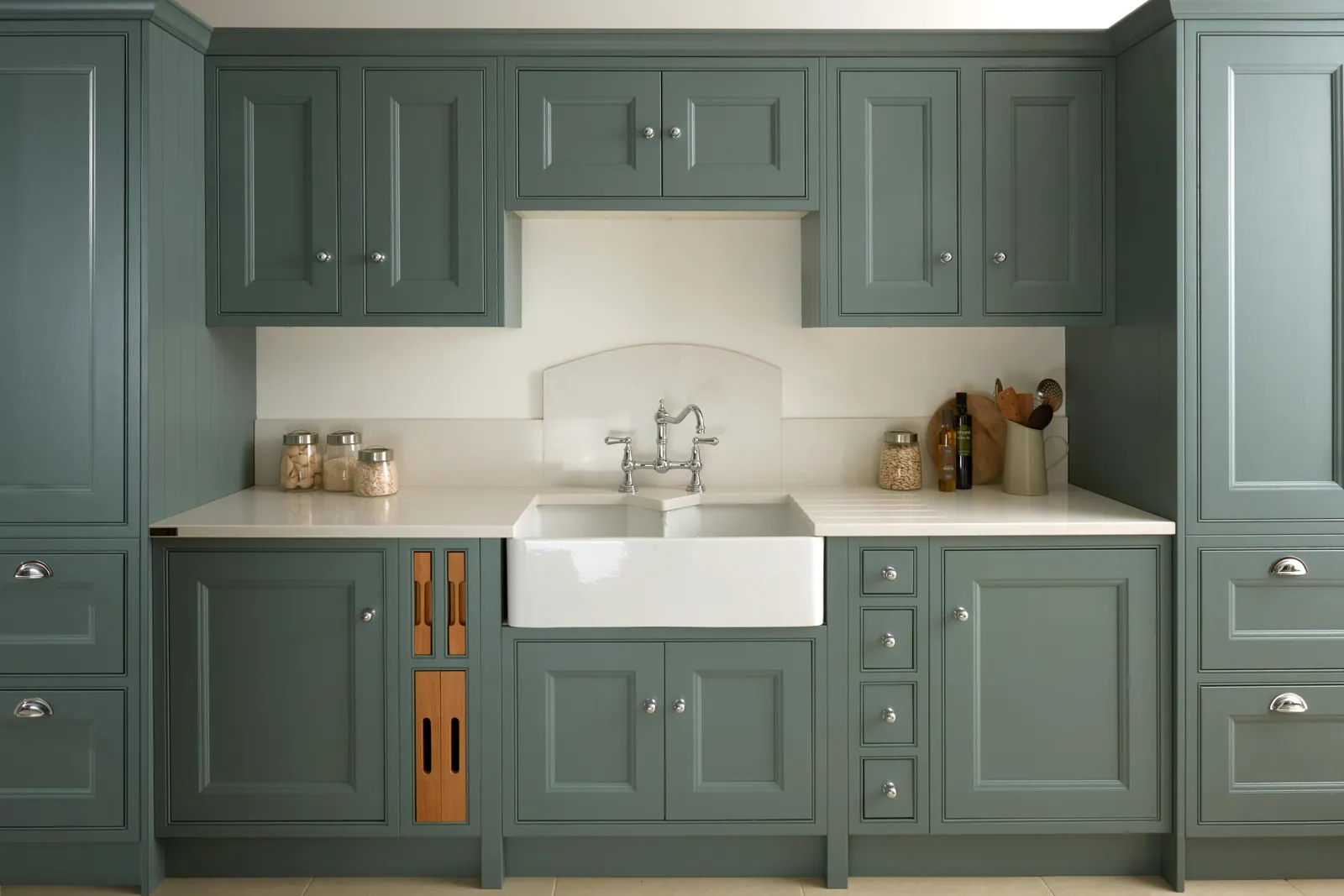 Tetbury kitchen by Burbidge