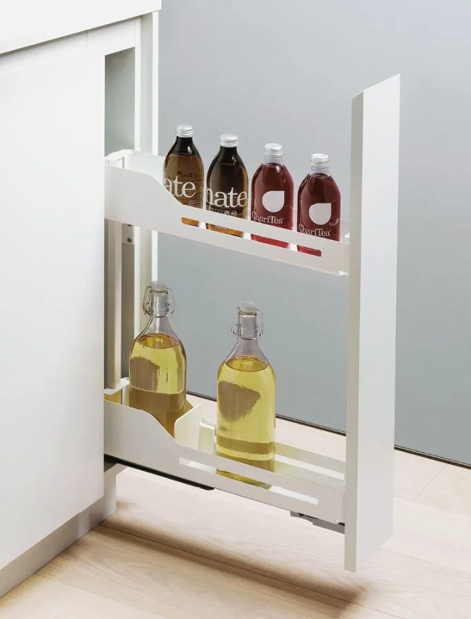 Libell 150mm narrow base pull-out with shelves in white