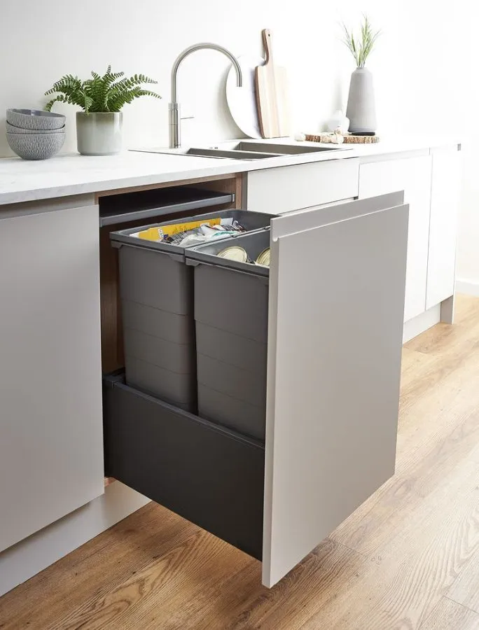 LEGRABOX ECO base for 500mm Cabinet, Carbon Black