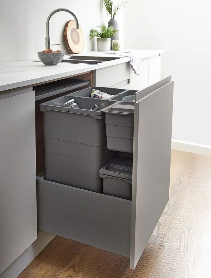 LEGRABOX ECO base for 600mm Cabinet, Orion Grey