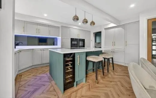 Arrington kitchen, Arrington in Light Grey & Viridian · Light Grey, Viridian