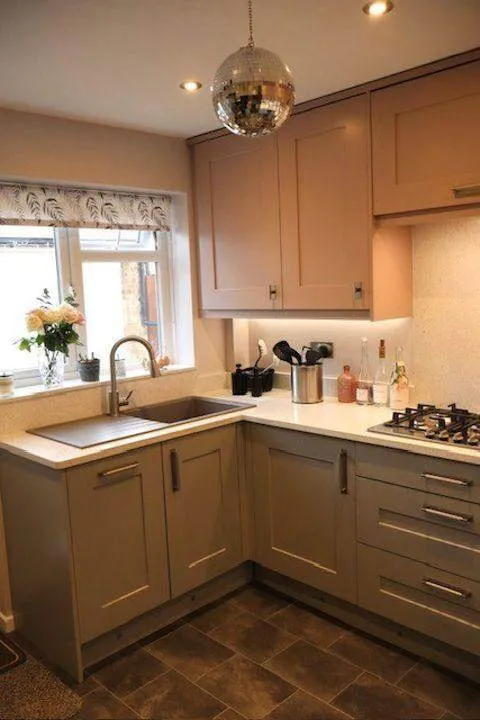 Fitzroy kitchen, Fitzroy Silver Grey & Dry Rose · Silver Grey, Dry Rose
