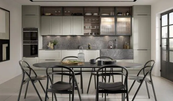 Hunton kitchen, Paint to Order