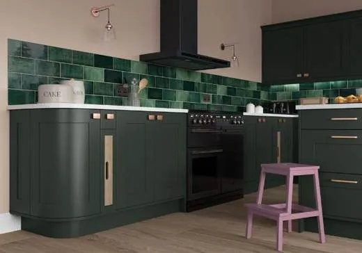 Georgia kitchen, Georgia in Deep Forest · Deep Forest