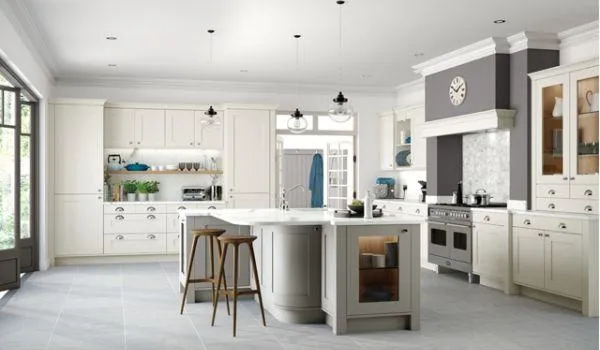 Georgia kitchen, Porcelain