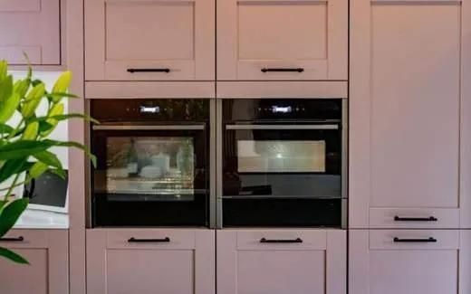 Madison kitchen, Madison in Vintage Pink & Slate Blue · Vintage Pink, Slate Blue