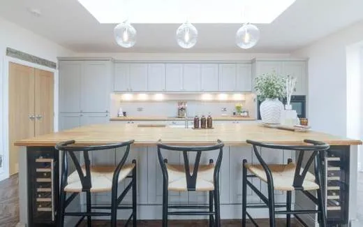 Madison kitchen, Madison in Stone · Stone