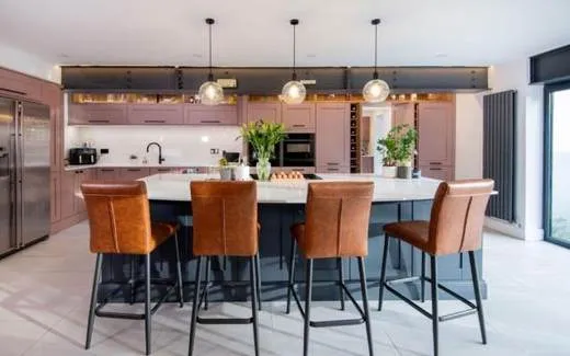 Madison kitchen, Madison in Vintage Pink & Slate Blue · Vintage Pink, Slate Blue