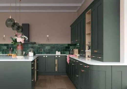 Georgia kitchen, Georgia in Deep Forest · Deep Forest