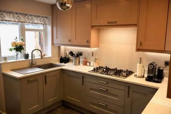 Fitzroy kitchen, Fitzroy Silver Grey & Dry Rose · Silver Grey, Dry Rose