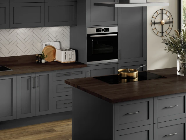 De Terra Black Stained Oak – De Terra