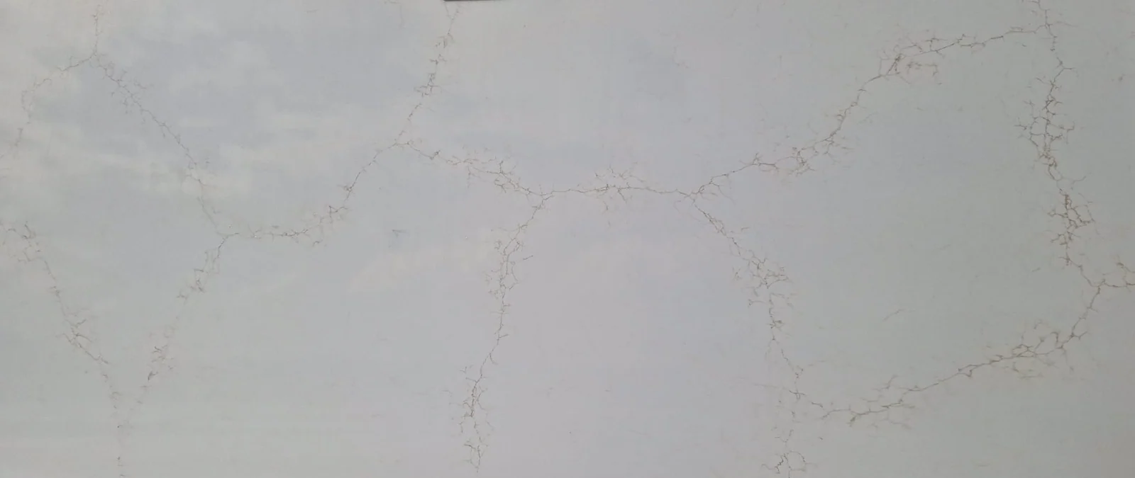 Misterio Oro quartz kitchen worktop
