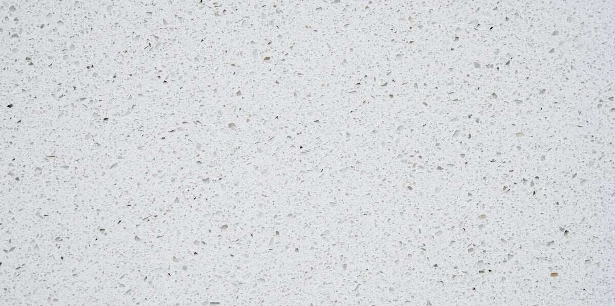 Polar White quartz kitchen worktop