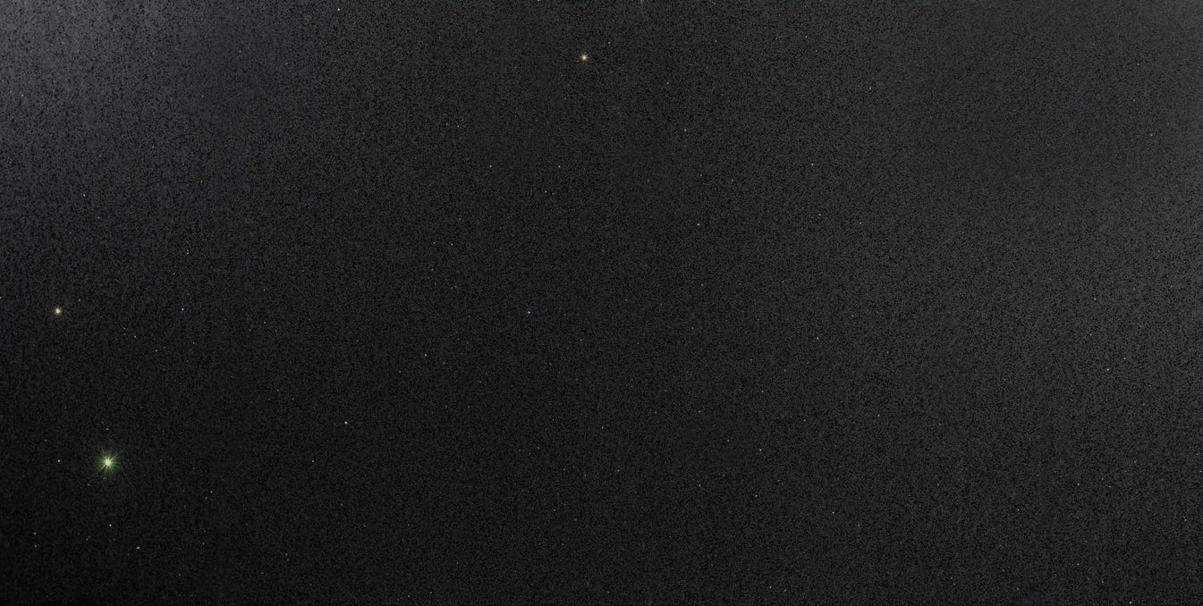 Stellar Noir quartz kitchen worktop