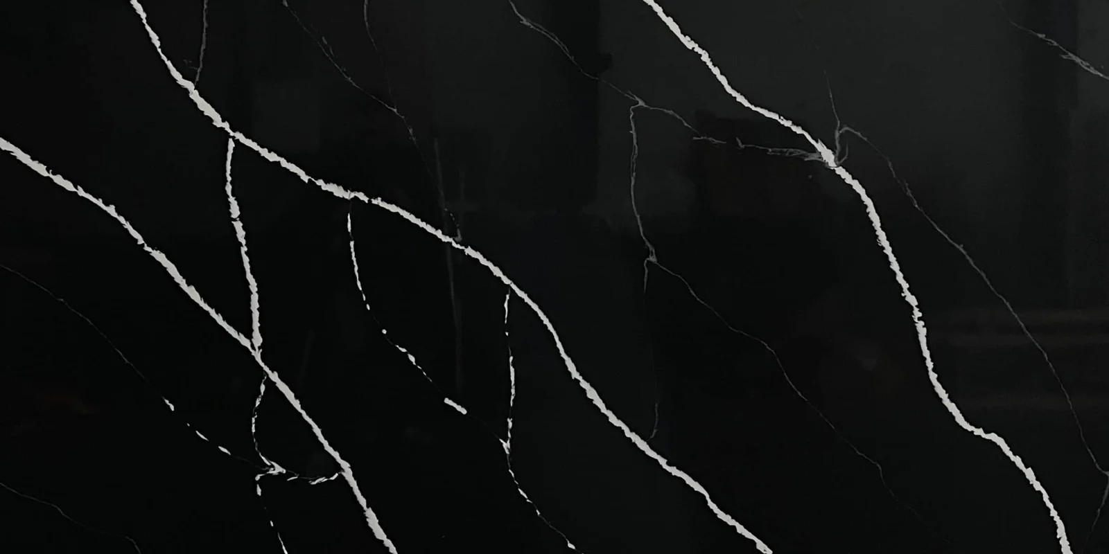 Black Marquina quartz kitchen worktop