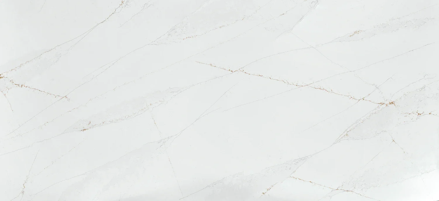 Ethereal Glow quartz kitchen worktop