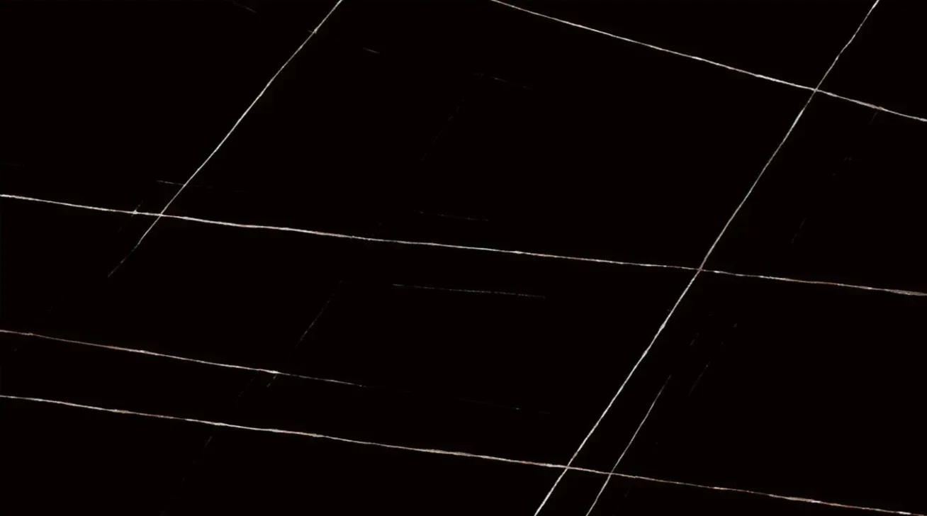 Sahara Noir quartz kitchen worktop